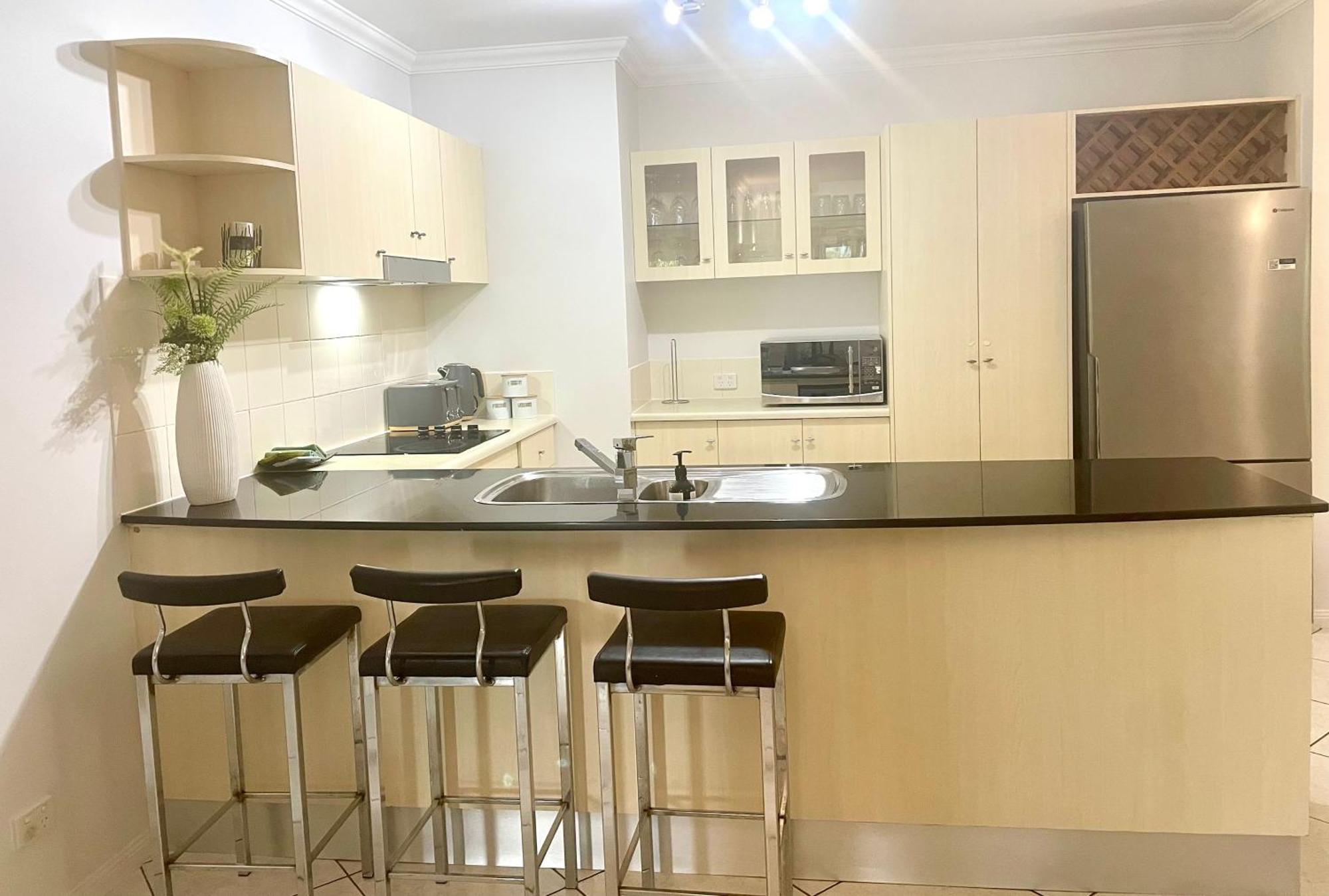 Parks - 3 Bedroom Apartment Cairns