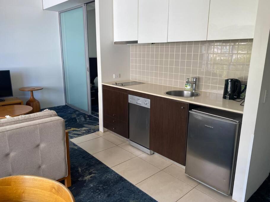 Charming Waterfront * Cairns