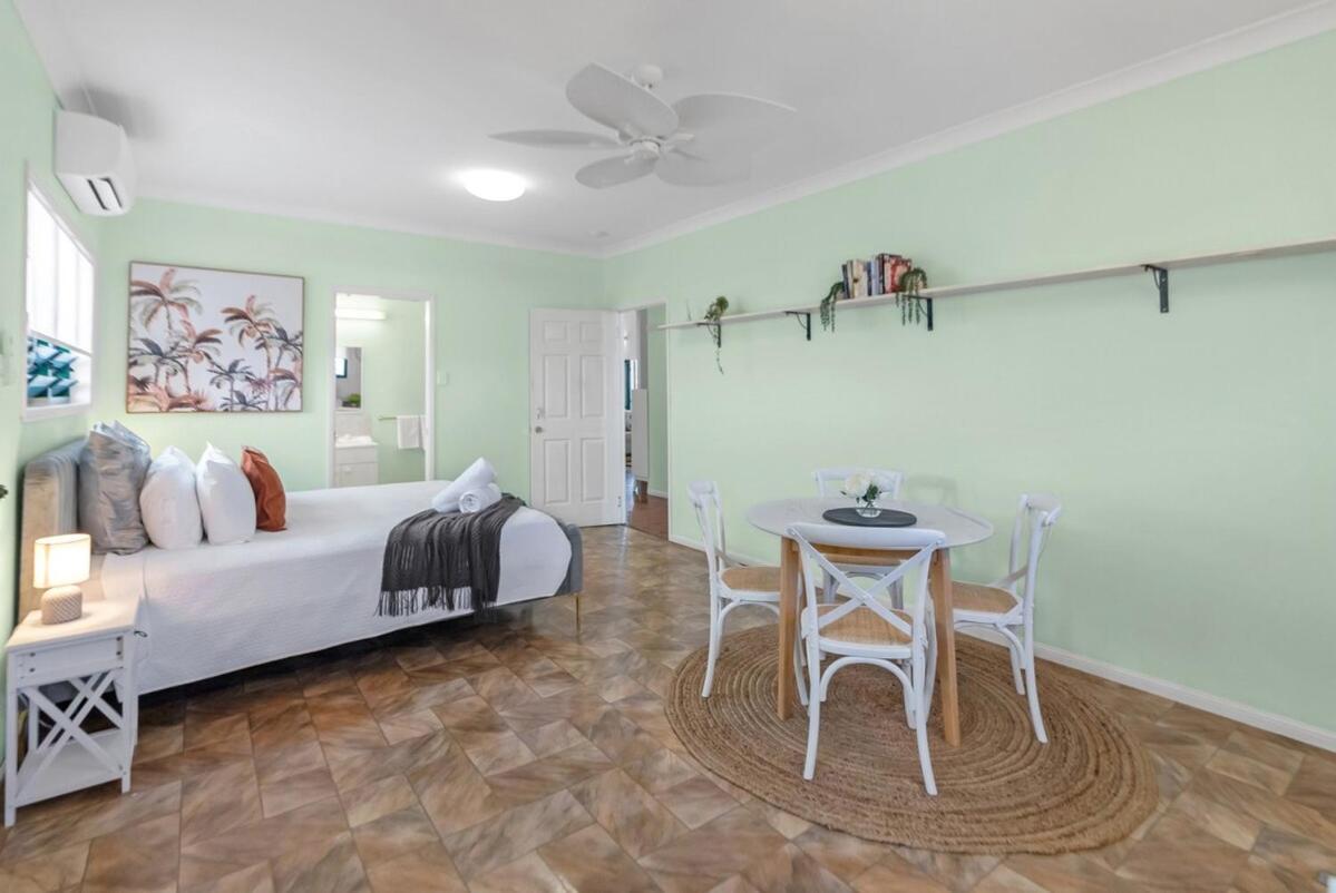 The Oasis - Charming Family Retreat On Fringe * Cairns