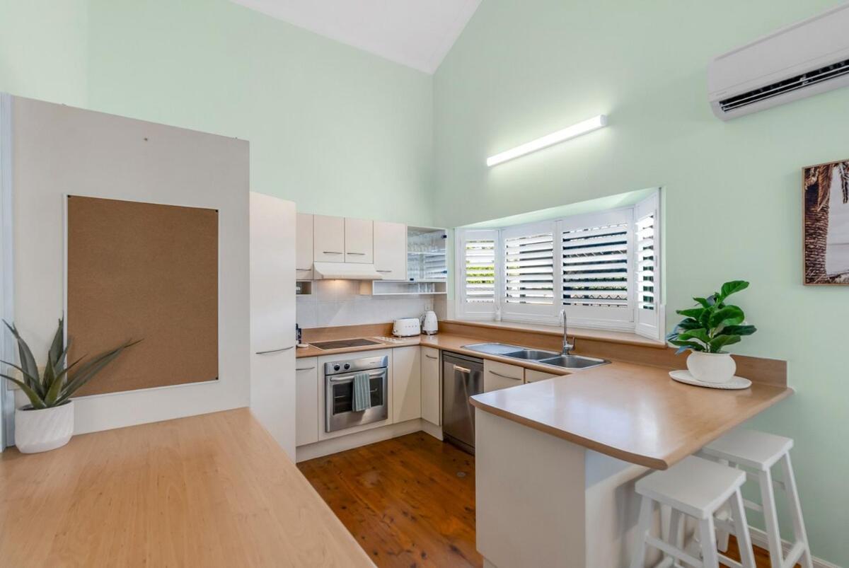 Holiday home The Oasis - Charming Family Retreat On Fringe Cairns