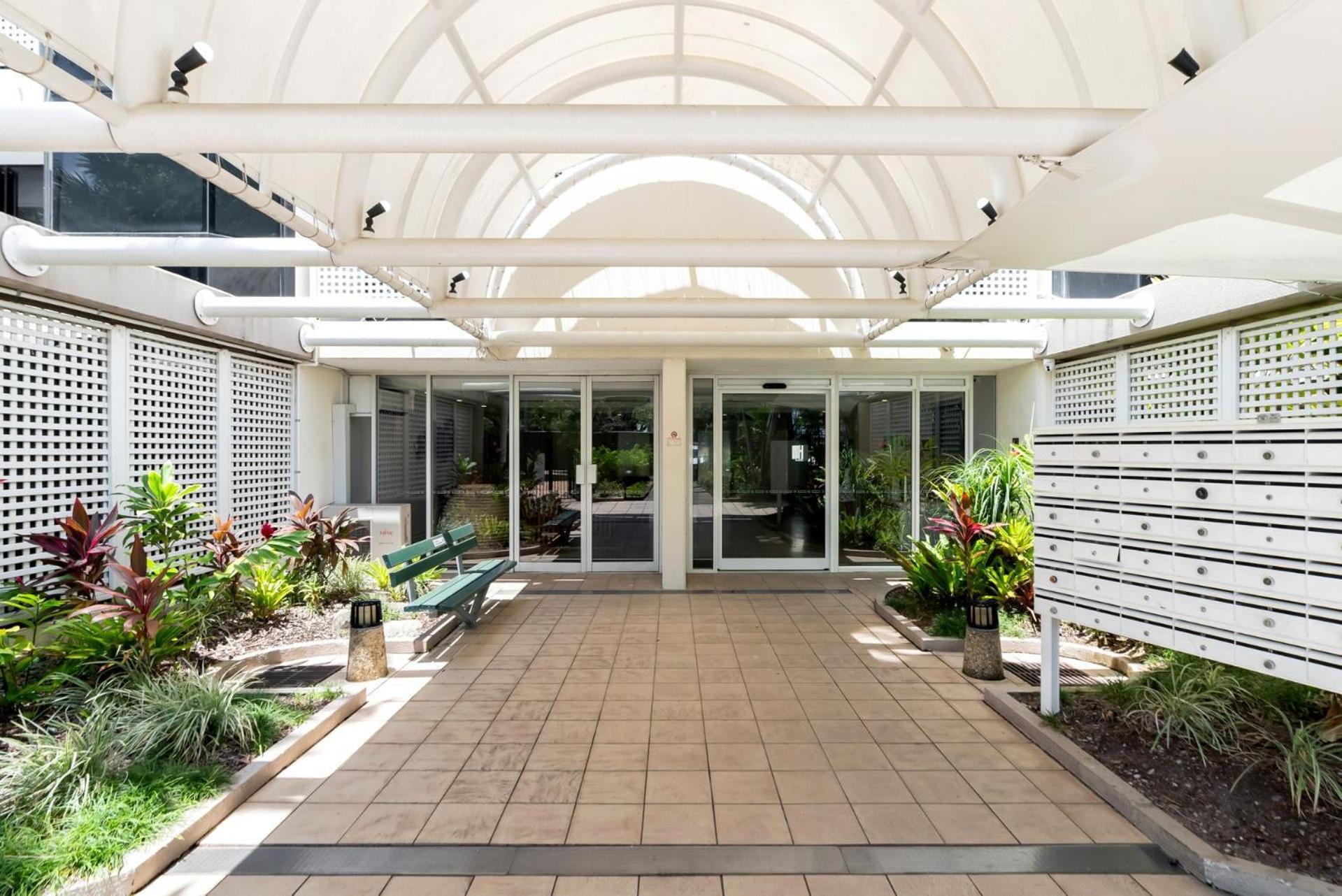 Belle Escapes 73 Rydges Plaza Esplanade With Ocean & Views Cairns