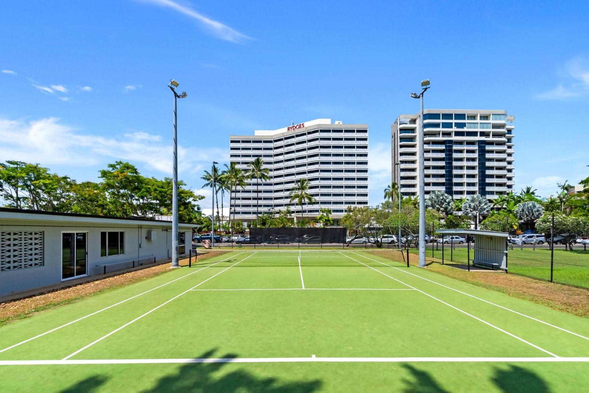 Belle Escapes 73 Rydges Plaza Esplanade With Ocean & Views Apartment *