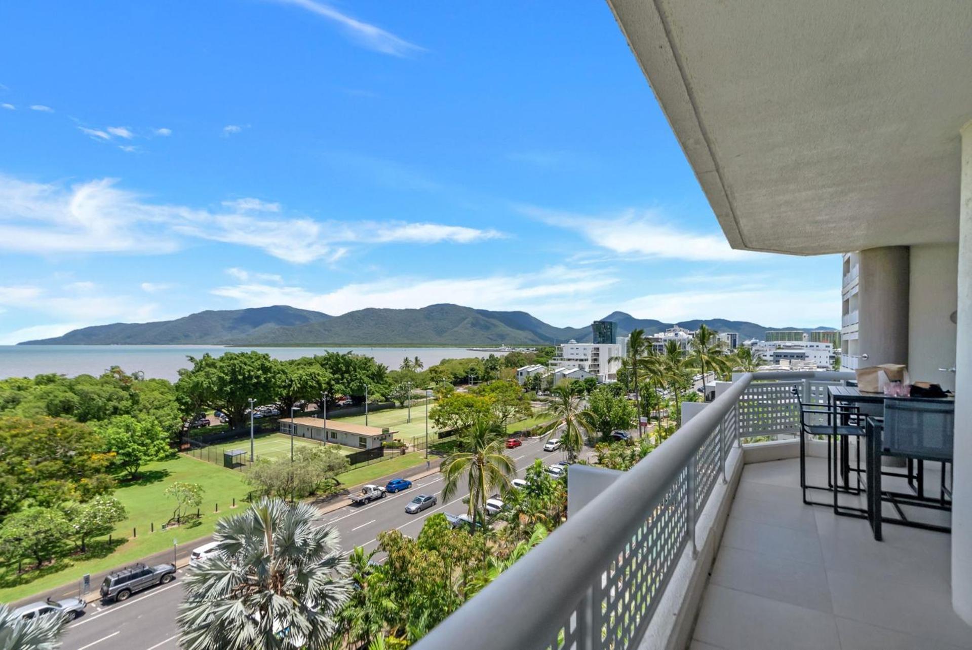 Apartment Belle Escapes 73 Rydges Plaza Esplanade With Ocean & Views *