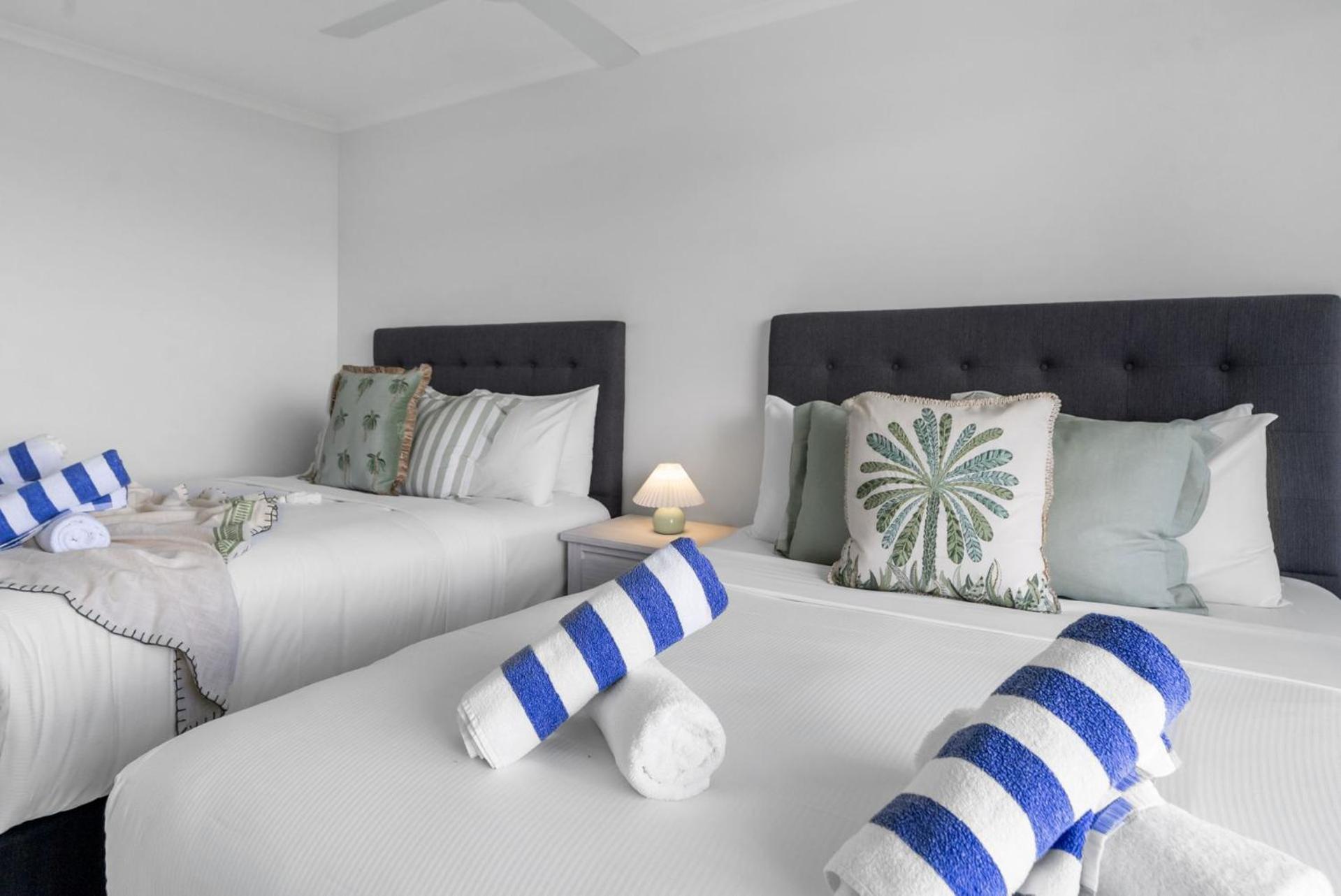 Apartment Belle Escapes 73 Rydges Plaza Esplanade With Ocean & Views
