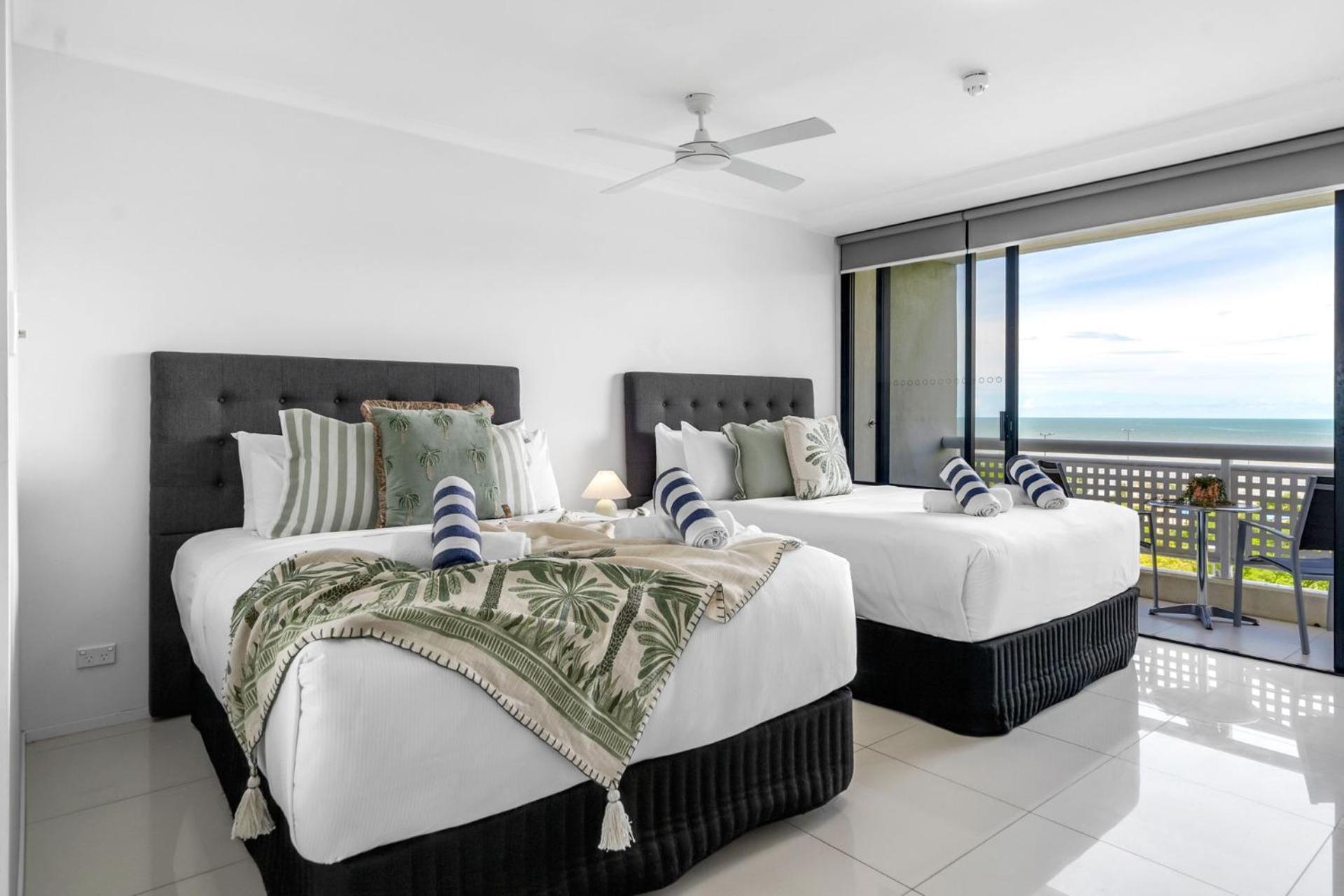 Belle Escapes 73 Rydges Plaza Esplanade With Ocean & Views Apartment Cairns