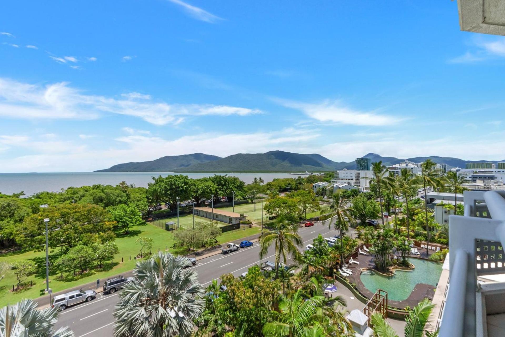 Belle Escapes 73 Rydges Plaza Esplanade With Ocean & Views