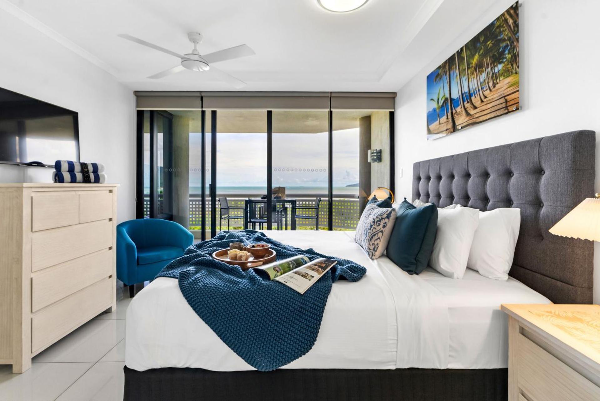 Belle Escapes 73 Rydges Plaza Esplanade With Ocean & Views Apartment Cairns