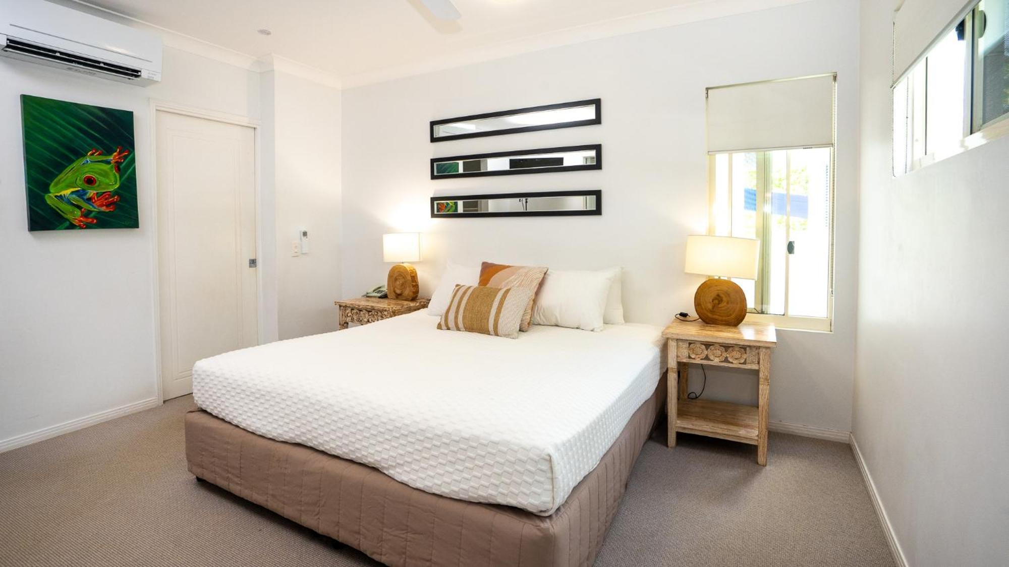 Waters Edge Aparthotel Cairns