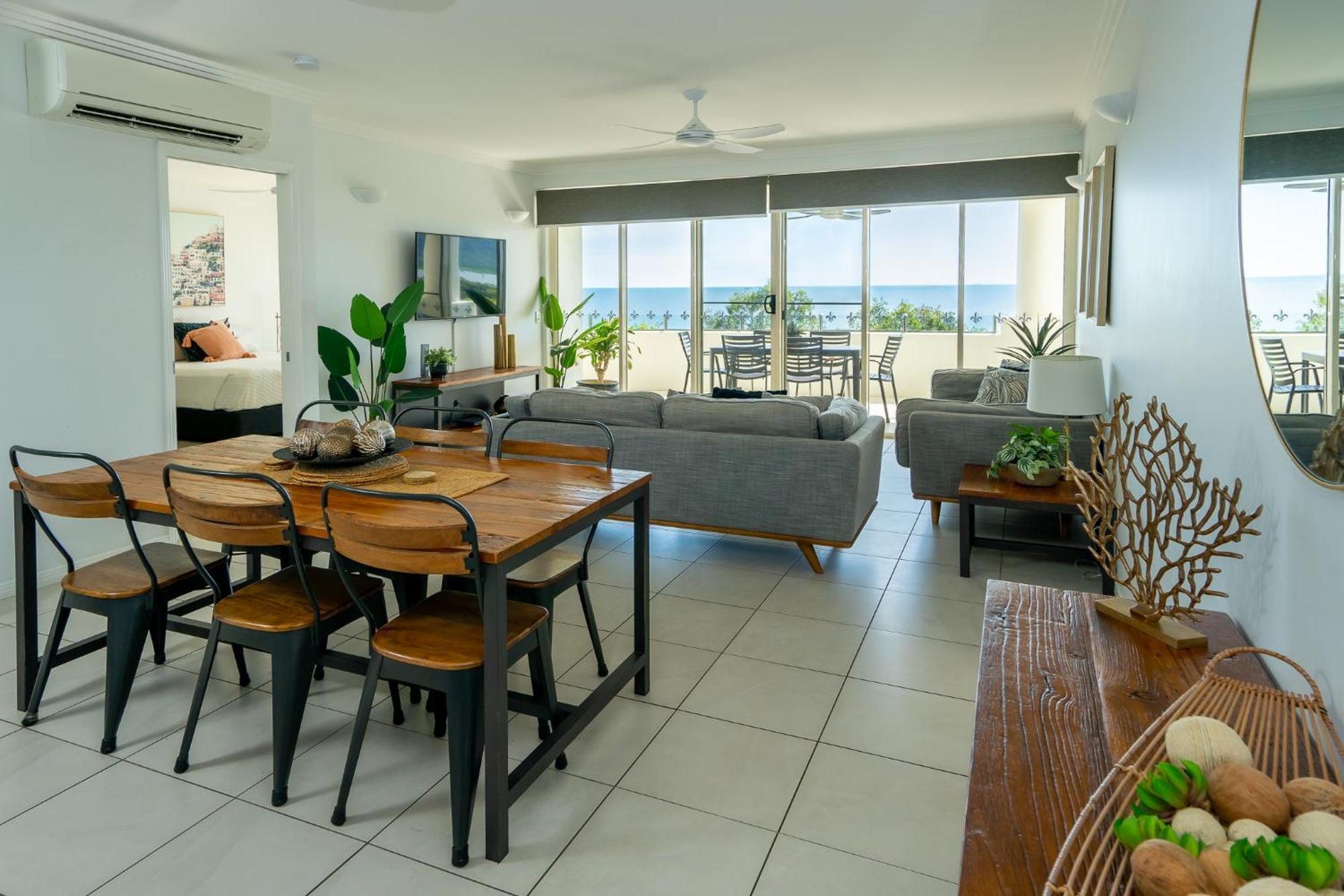 Waters Edge 5*
