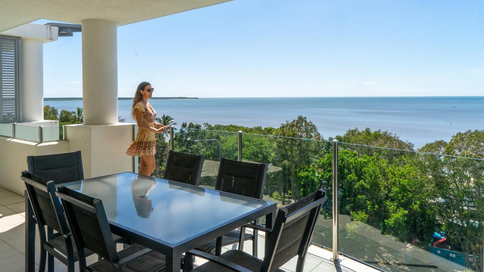 Aparthotel Waters Edge Cairns
