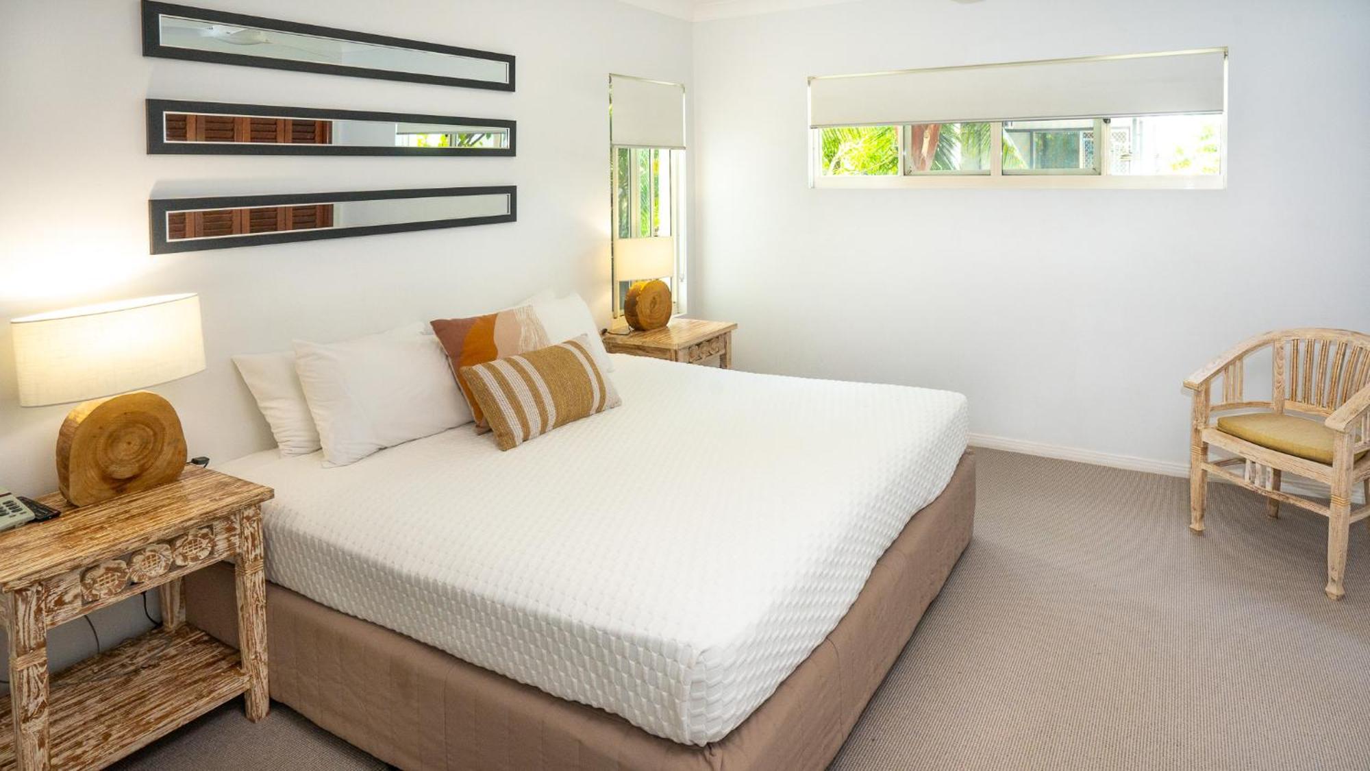 Aparthotel Waters Edge 5*