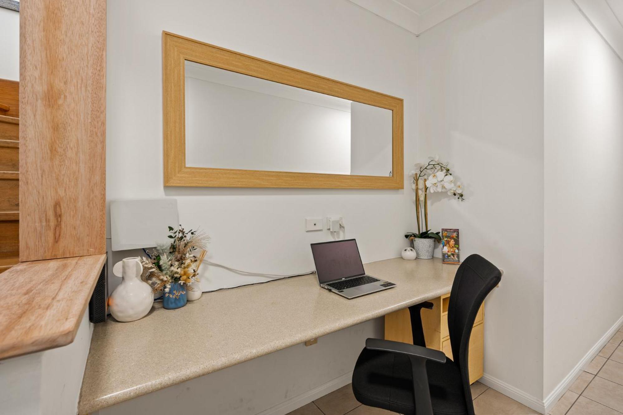 Penthouse - Private Rooftop Outdoor Gym, & Tv Area With Sunset & Mountain Views Apartamento Cairns