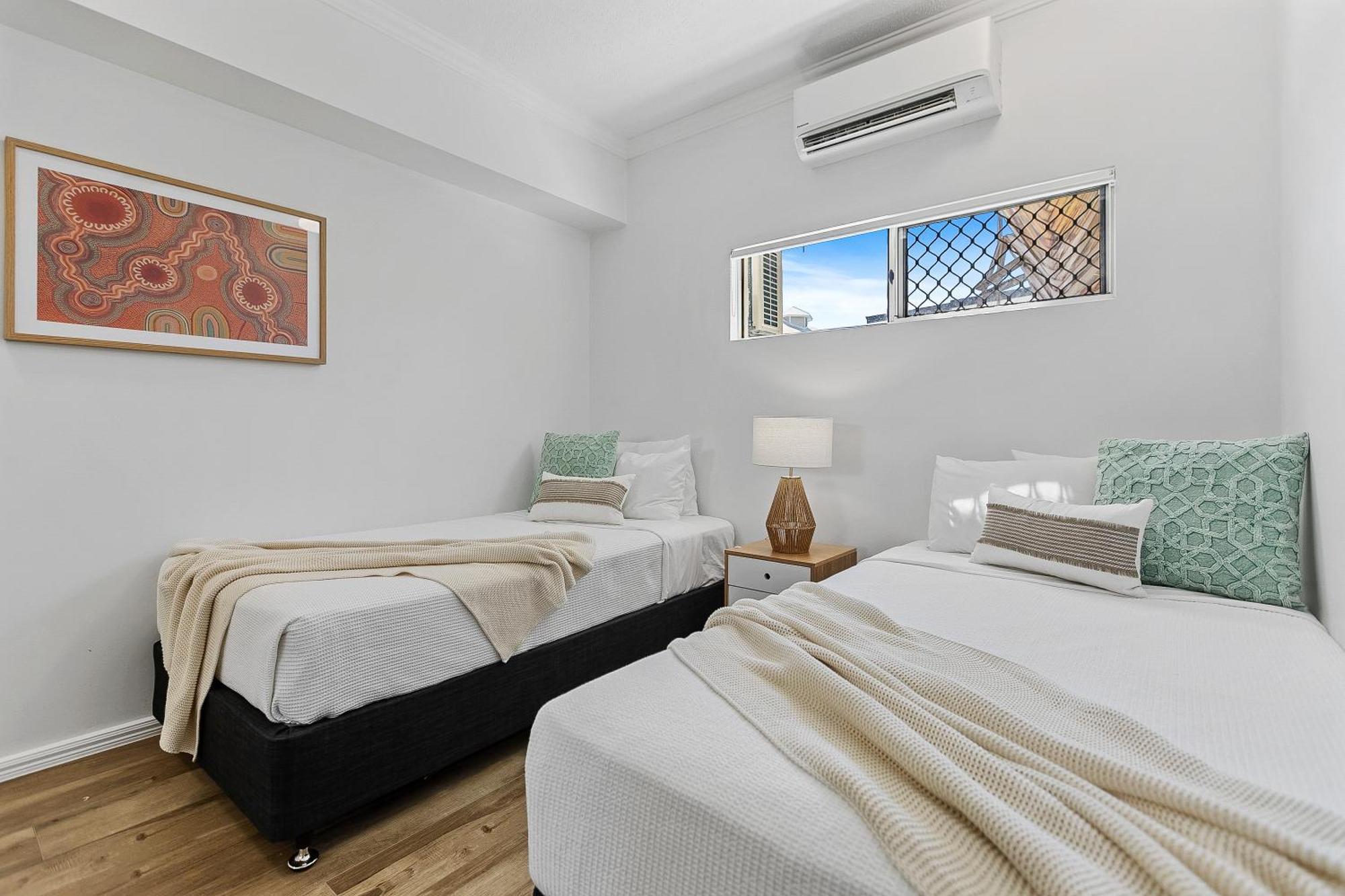 Cozy 3-bedroom Oasis With Pool Access In Cairns
