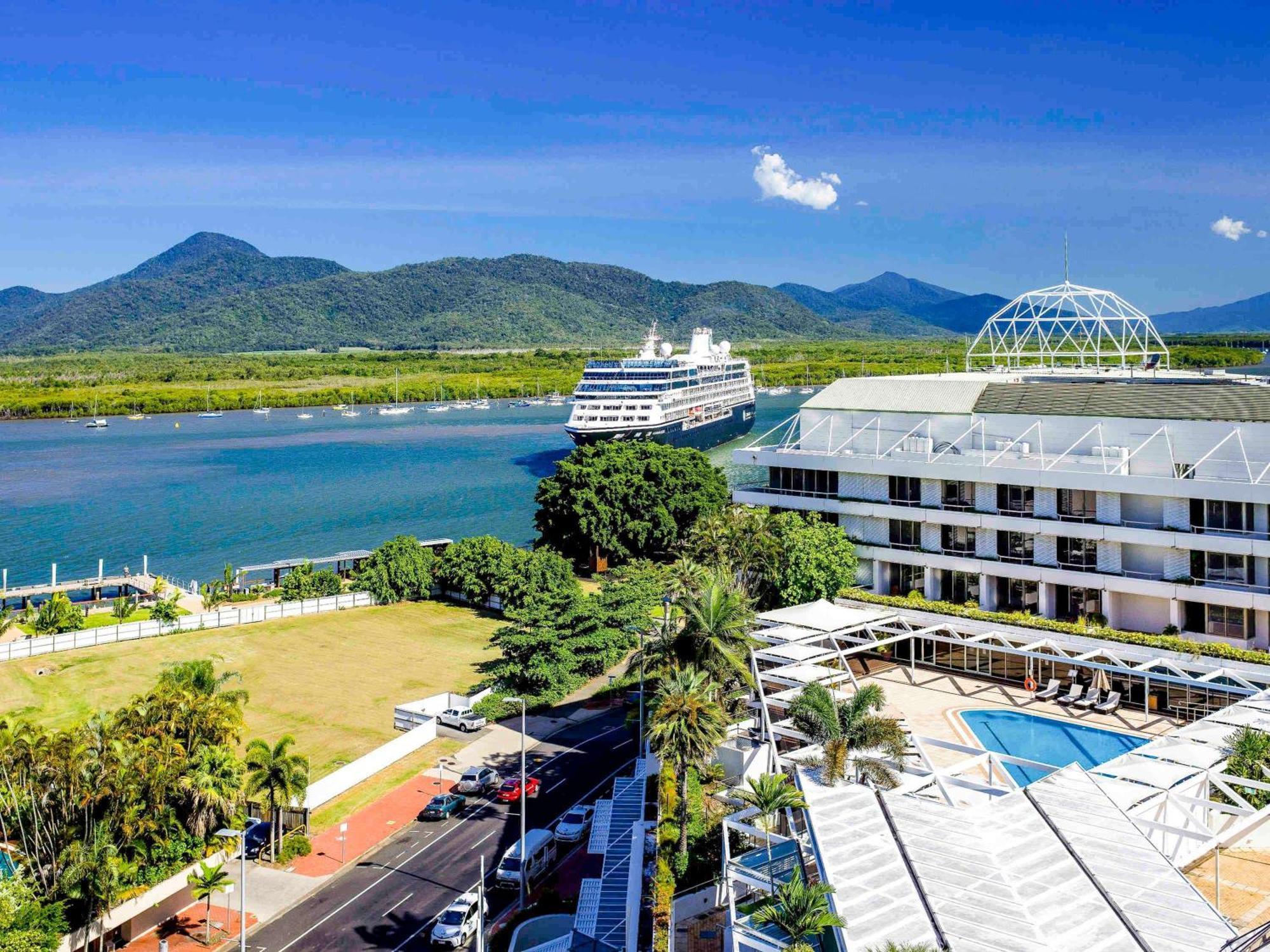 Hotel Pullman Reef Casino Cairns