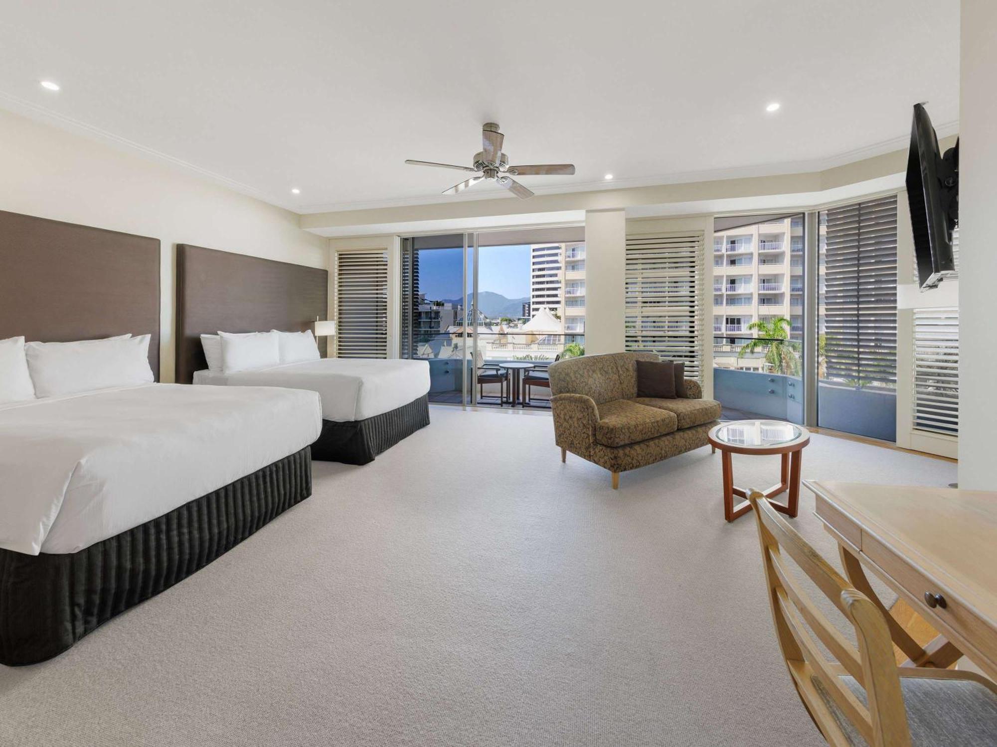 Pullman Reef Casino 5*