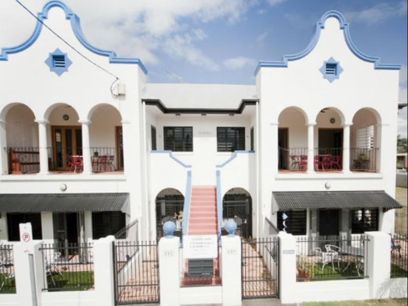Floriana Villas Apartment *