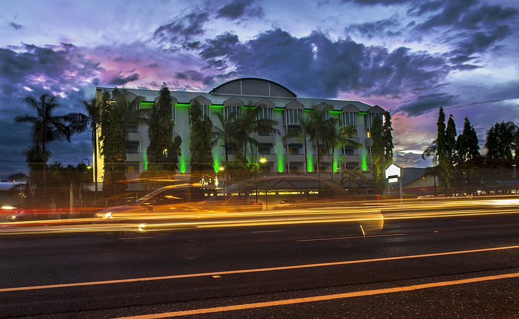 Hotel Sheridan Cairns