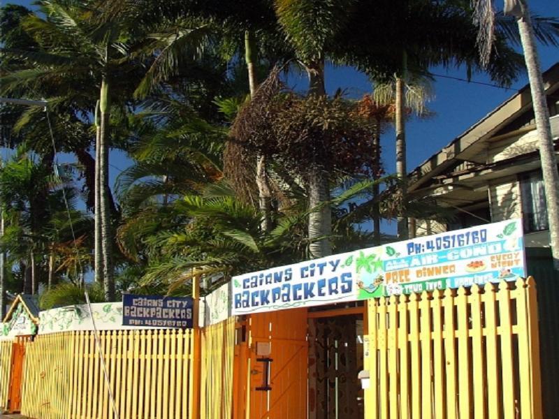 Hostel Backpackers *