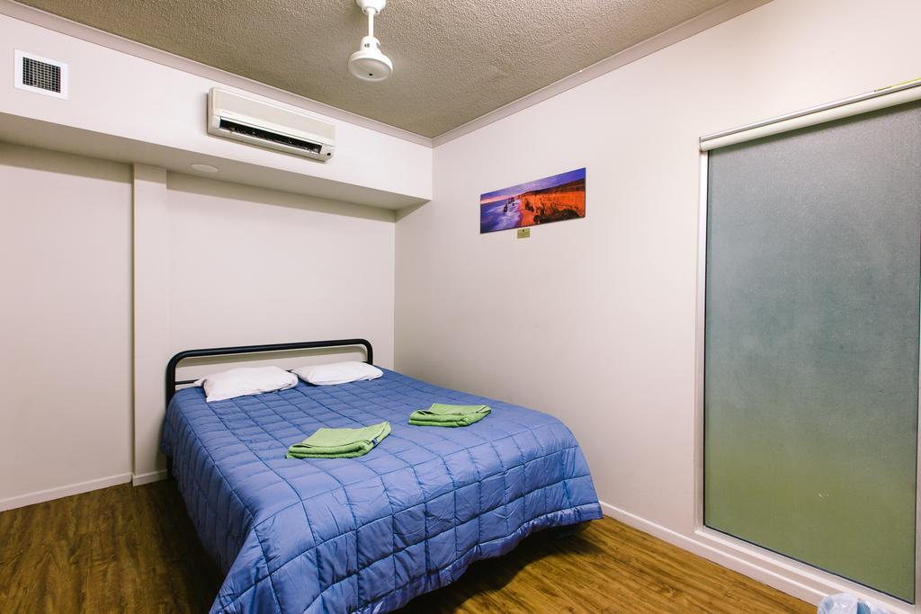 Hostel Global Backpackers *