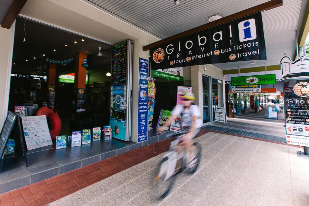 Hostel Global Backpackers *