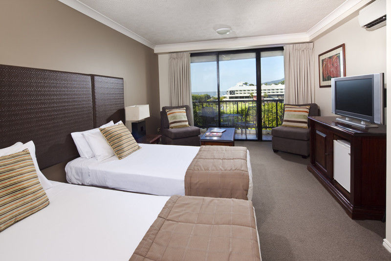 Hotel Mantra Esplanade