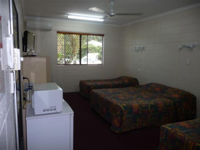 Tropicana Motel Cairns