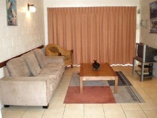 Oasis 3* Cairns
