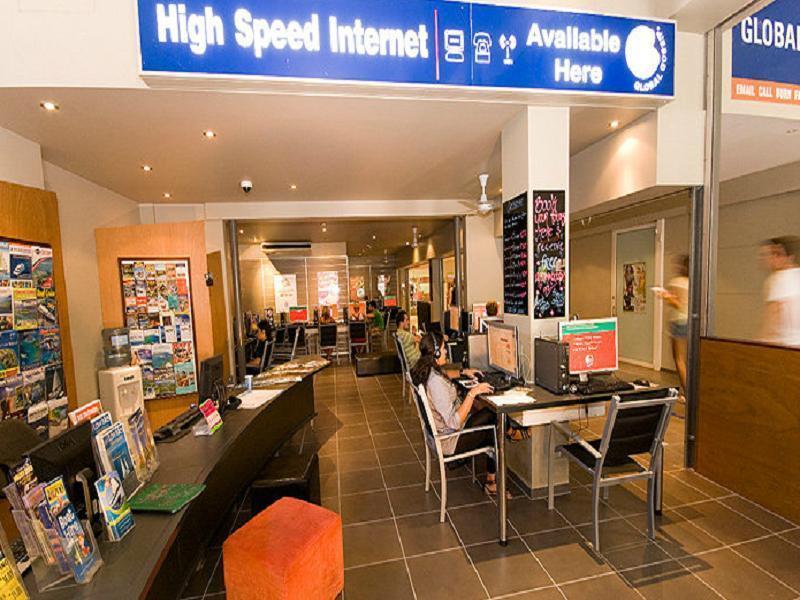 Global Backpackers * Cairns