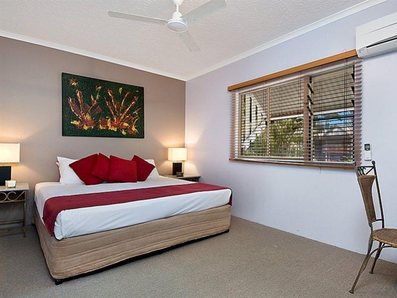 Aparthotel Cairns Beach Resort