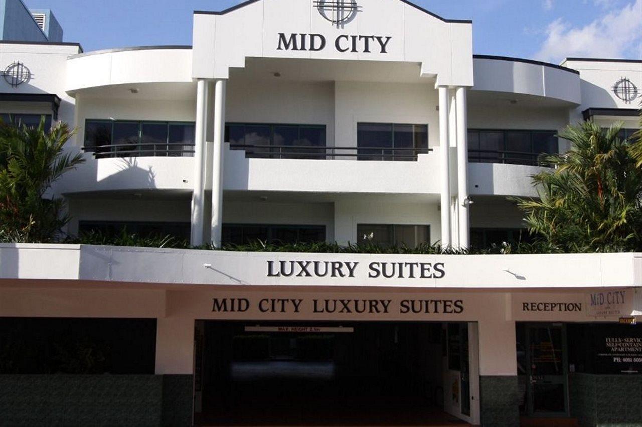 Mid Luxury Cairns