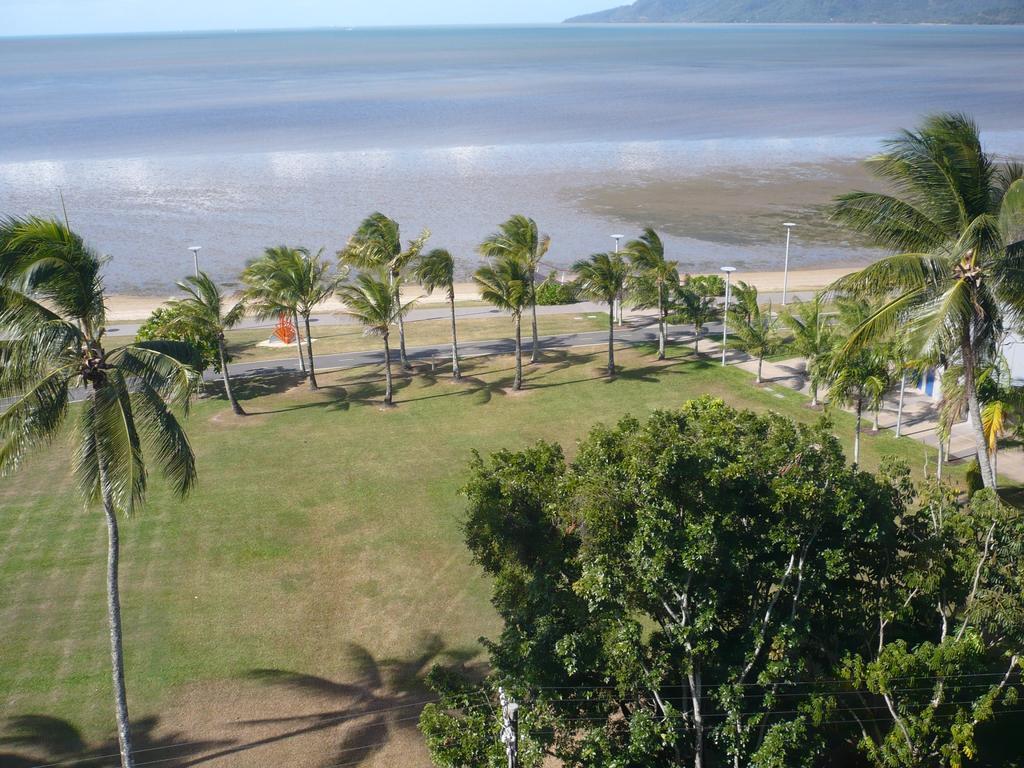 Coral Towers 4*