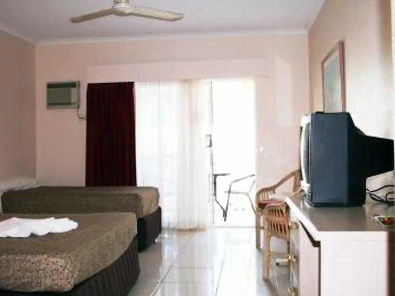 Sheridan 3*