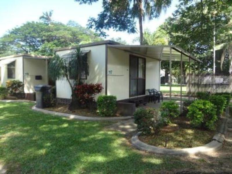 First Caravilla Holiday park Cairns