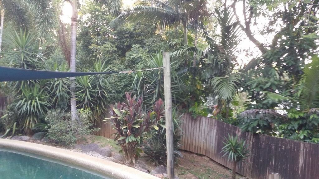 Stratford Tropical Apartment *