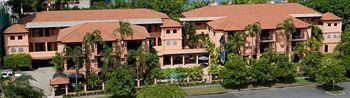 Plaza Official Aparthotel 4*