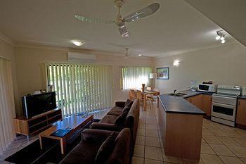 Aparthotel Plaza Official Cairns