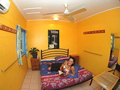 Why Not Backpackers Hostel Cairns