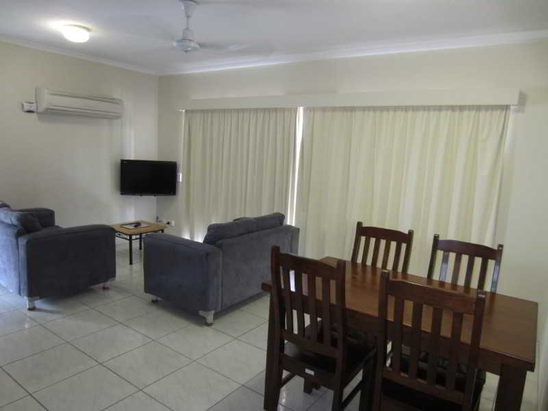 Aparthotel Tradewinds Mcleod