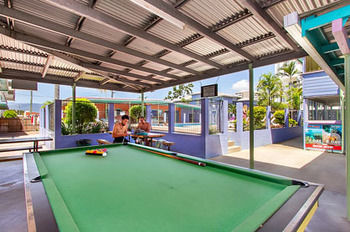 Caravella Backpackers Hostel *
