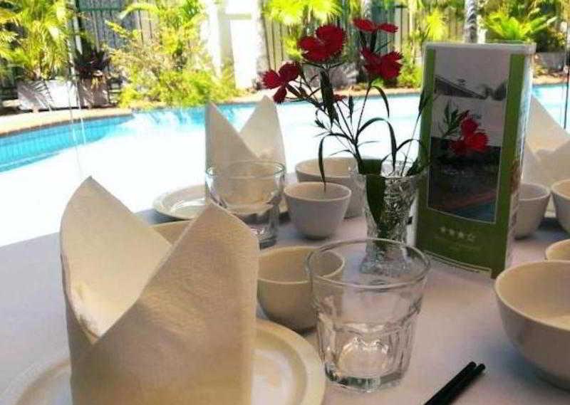 Hotel Crystal Garden & Restaurant 3*