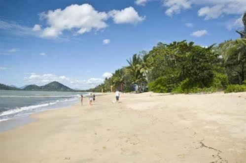 Clifton Beach Retreat 4* Cairns