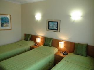 Hotel Crystal Garden & Restaurant 3*