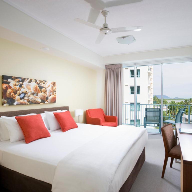 Mantra Trilogy Hotel Cairns