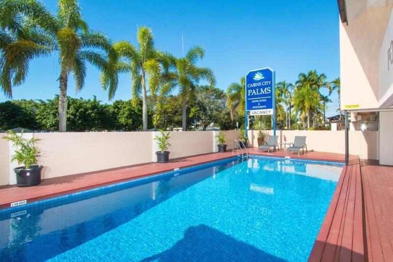 High Chaparral 3* Cairns