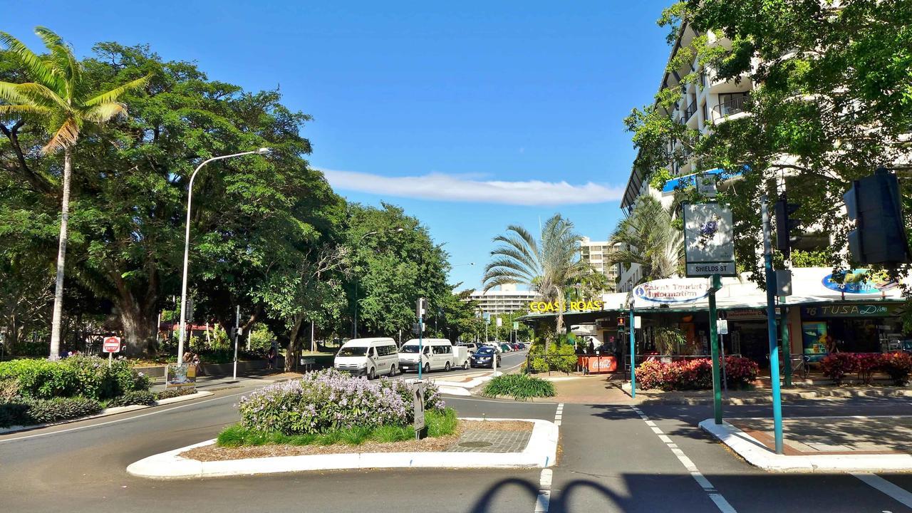 Hotel Lake Central Cairns Cairns