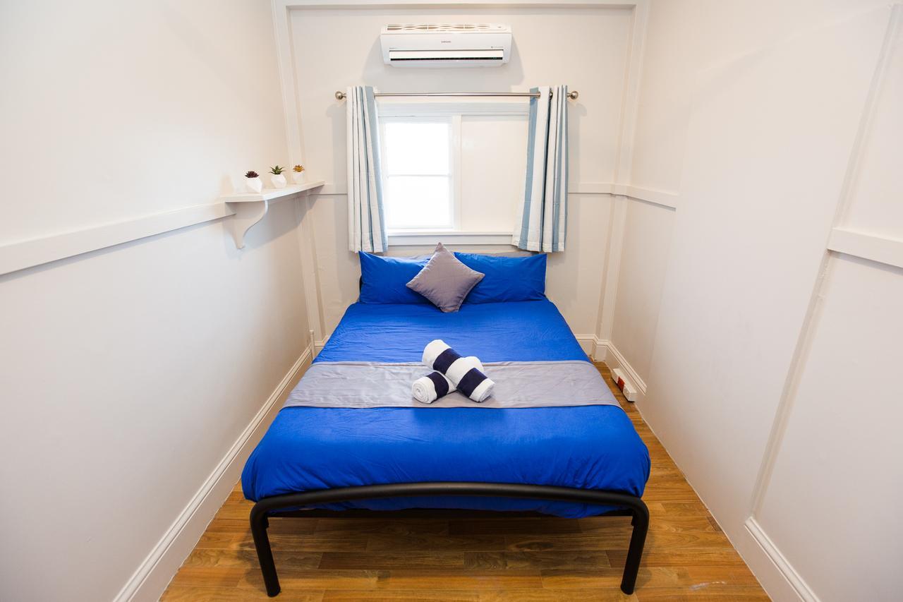 Hostel Mad Monkey *
