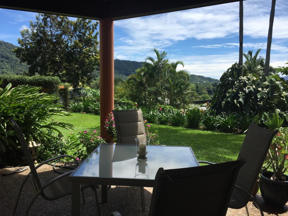 Apartment Hideaway On Hillview