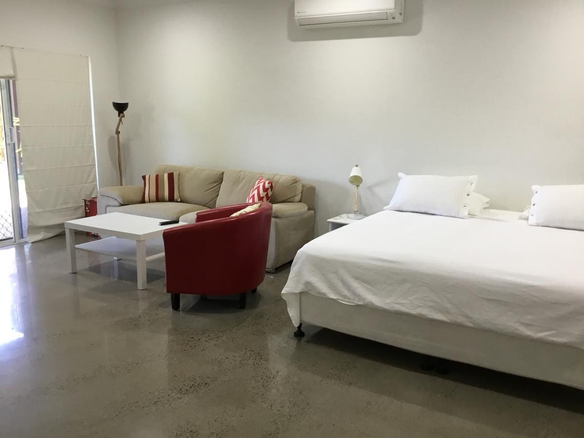 Apartment Hideaway On Hillview Cairns