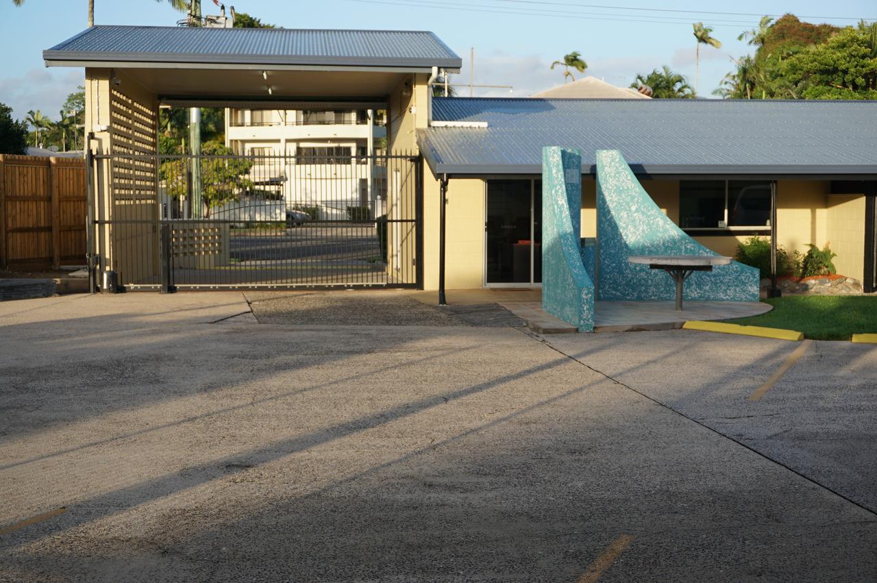 Motel Yal - That Makes A Difference Cairns
