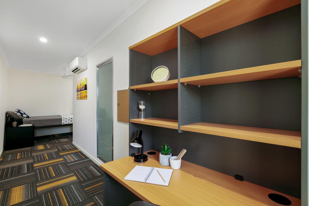 Mihaven Shared Living - Pembroke St Hostel *